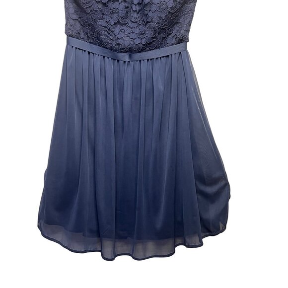 David's Bridal Brides Maid Navy Halter Neck Lace & Chiffon Dress - Size 6 Prom - Picture 4 of 16